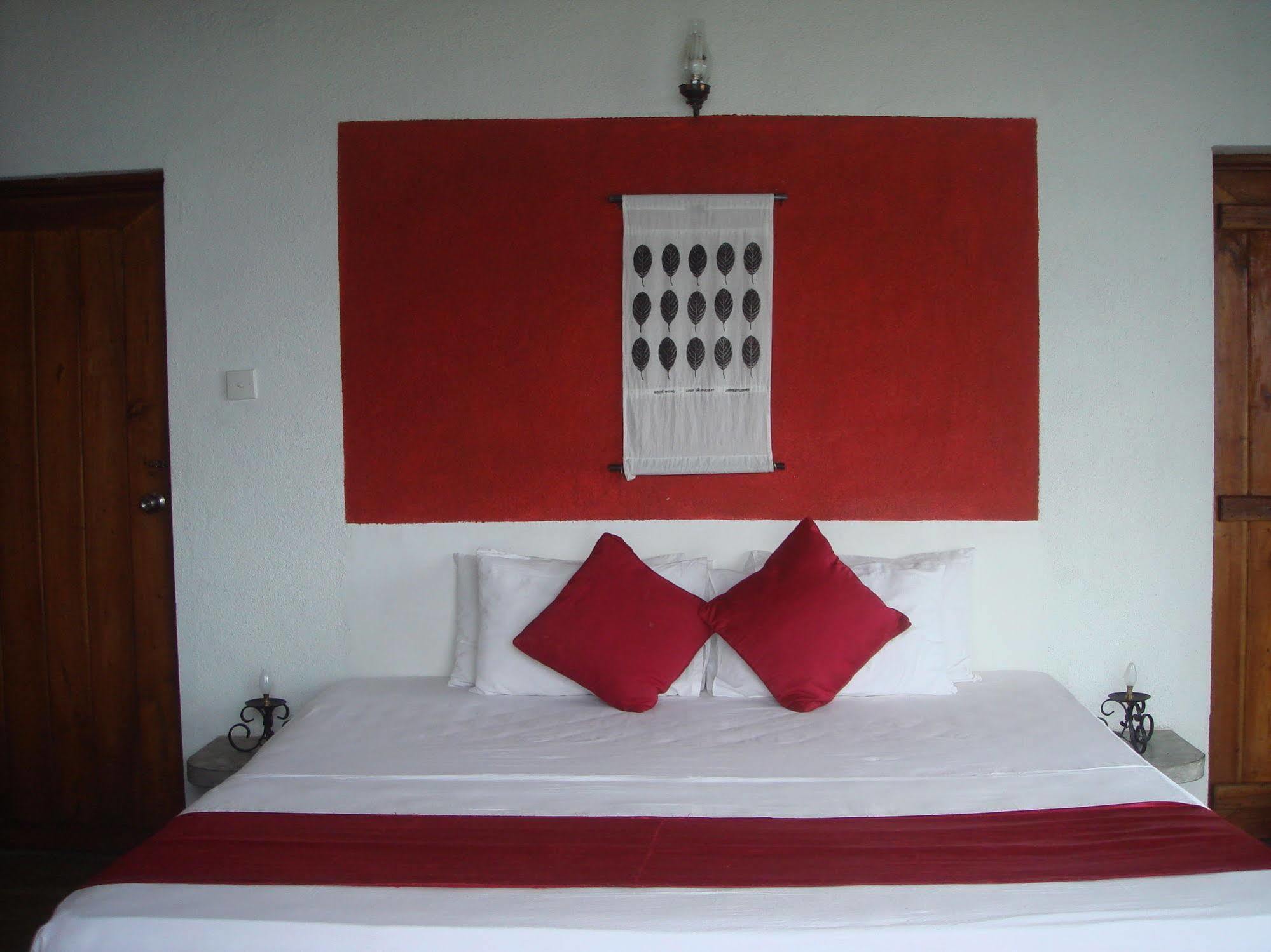 Club Lespri Hotel Palle Deltota Luaran gambar
